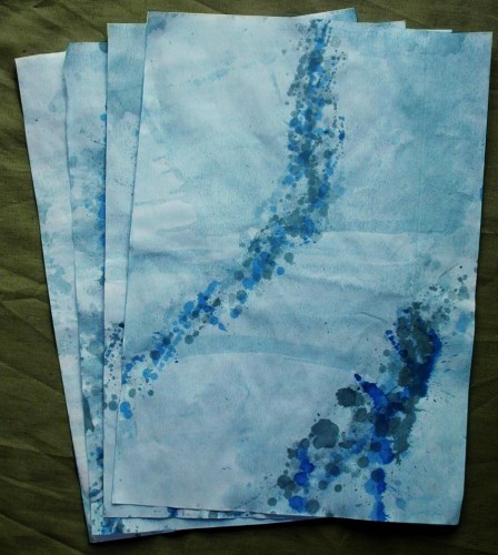 Writing paper: murky waters by ~Elescave