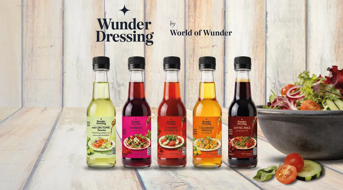 Die f&uuml;nf Sorten Wunderdressing nebeneinander: Gin Tonic Aroma, Himbeere, Tomate-Basilikum, Calamansi-Orange und Dattel-Feige